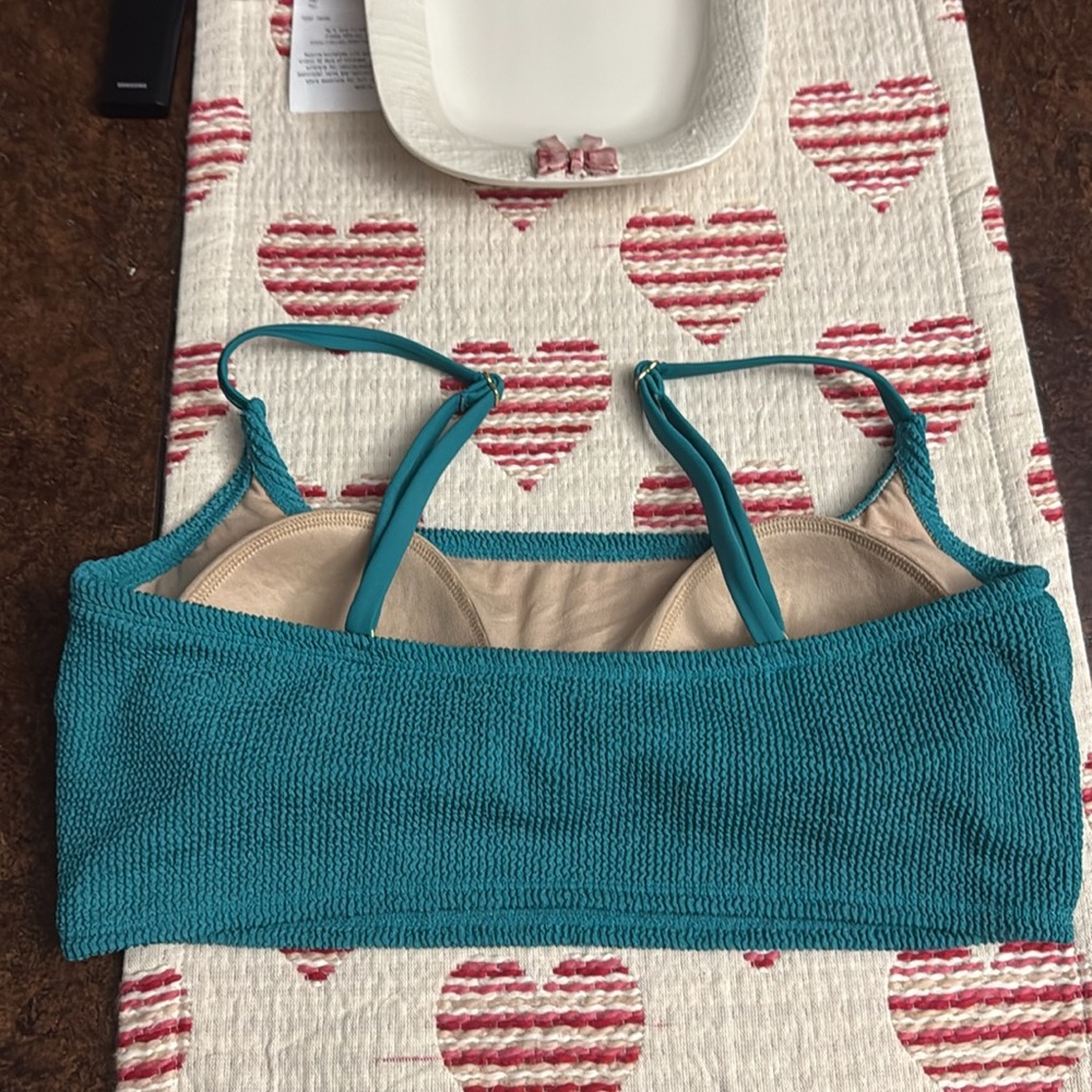 SWIM TOP - Picture 3 of 5